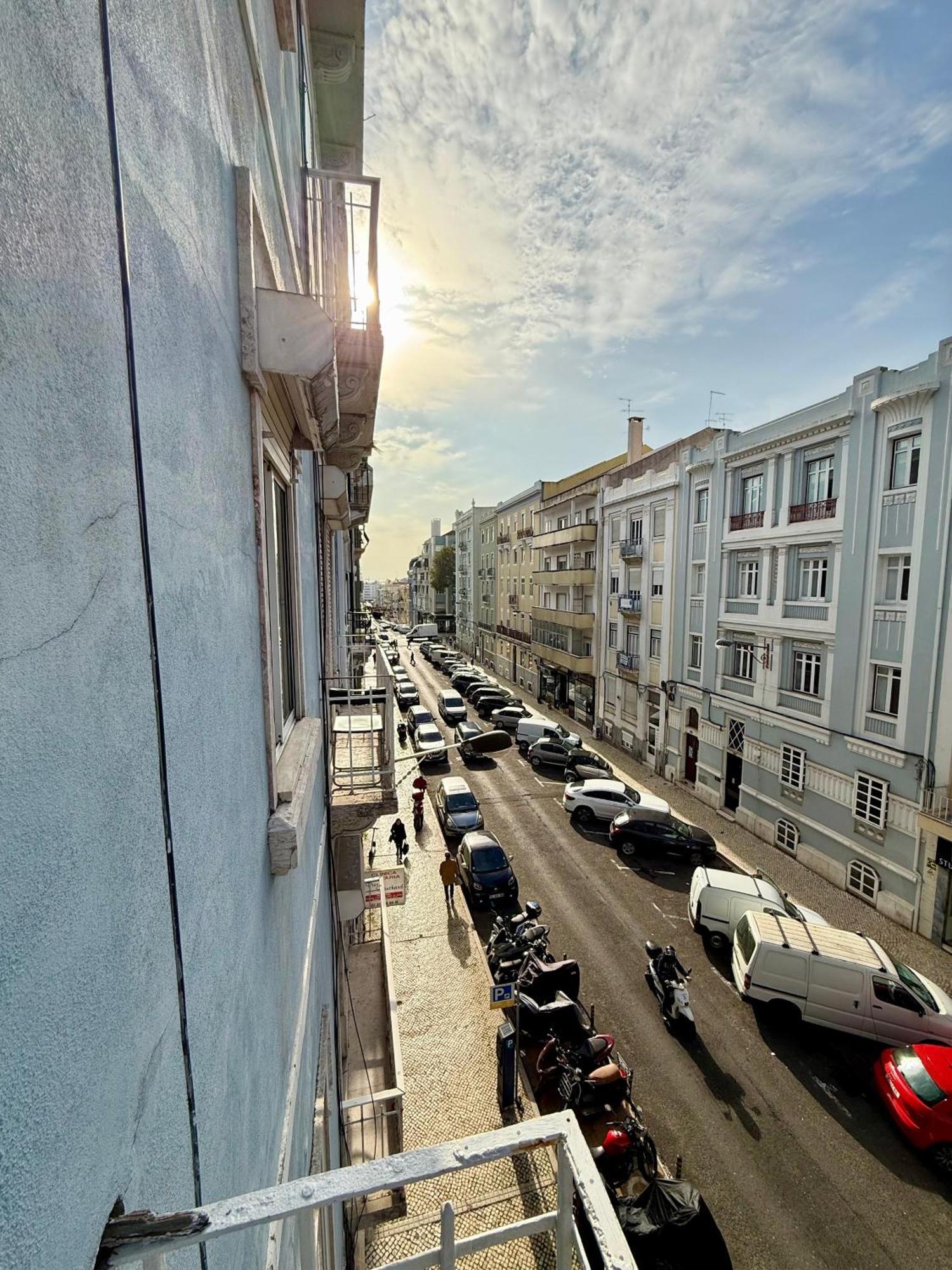 Homestay Travelers House Lisbon