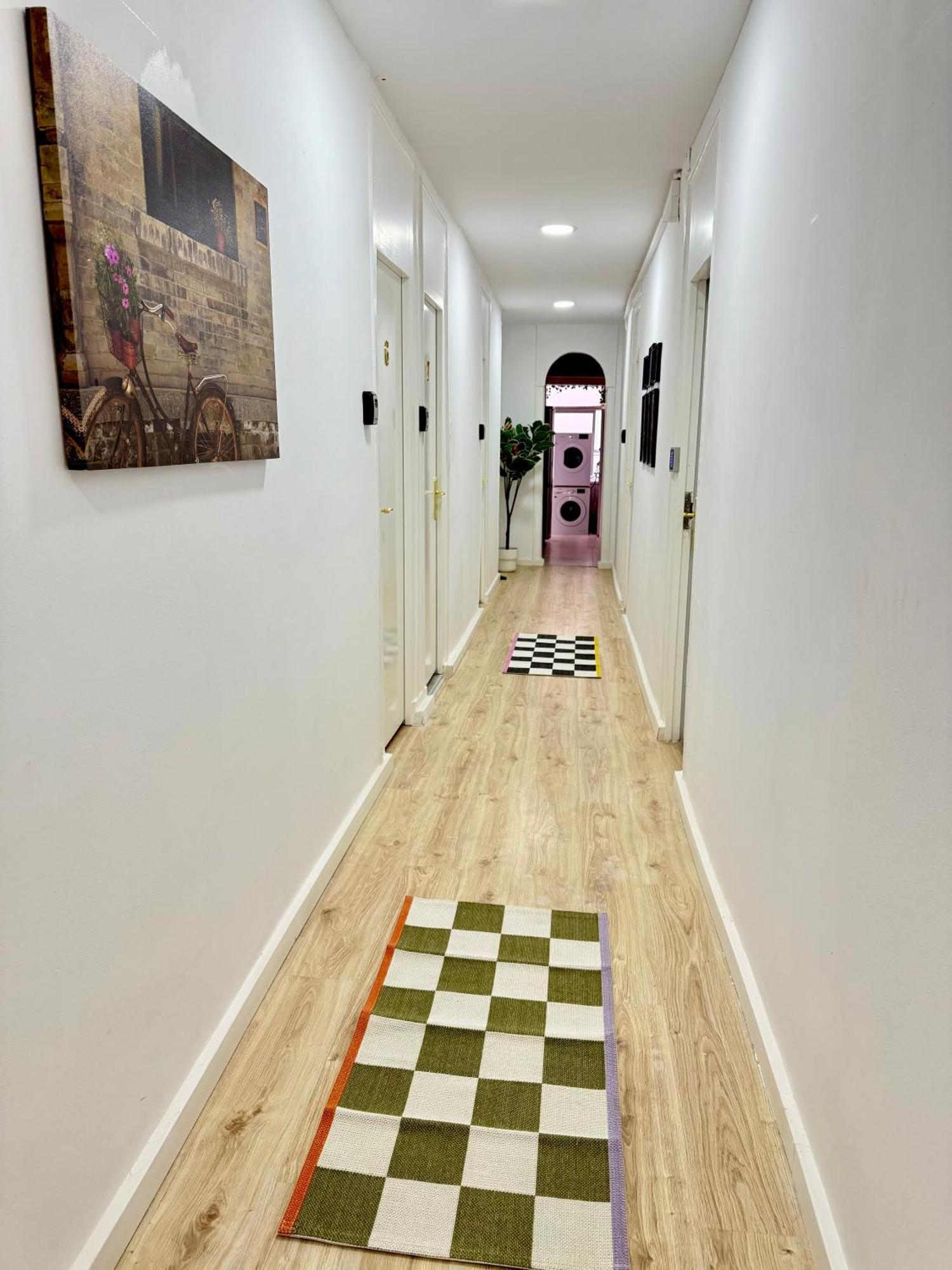 Travelers House Homestay