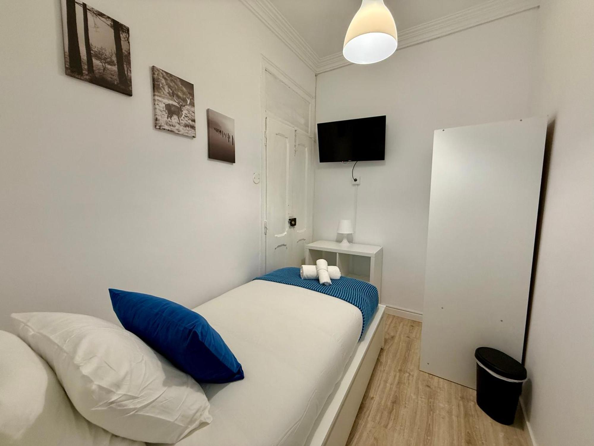 Travelers House Homestay Lisbon